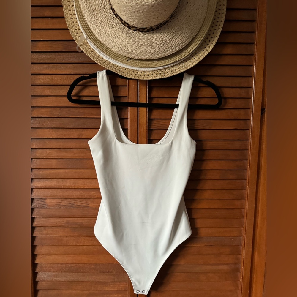 Good American Bodysuit